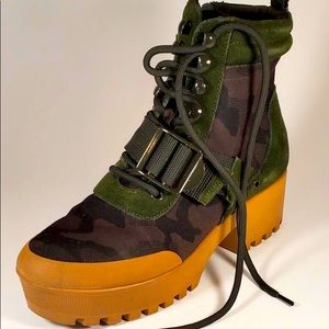 Steve Madden Nayra Olive green Camo 1¼" platform, 2" molded block heel